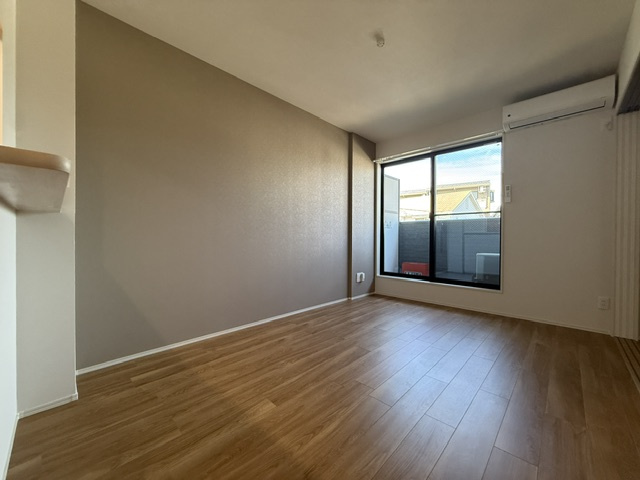 Louis Apartment豊中蛍池ウエストの居間・リビング