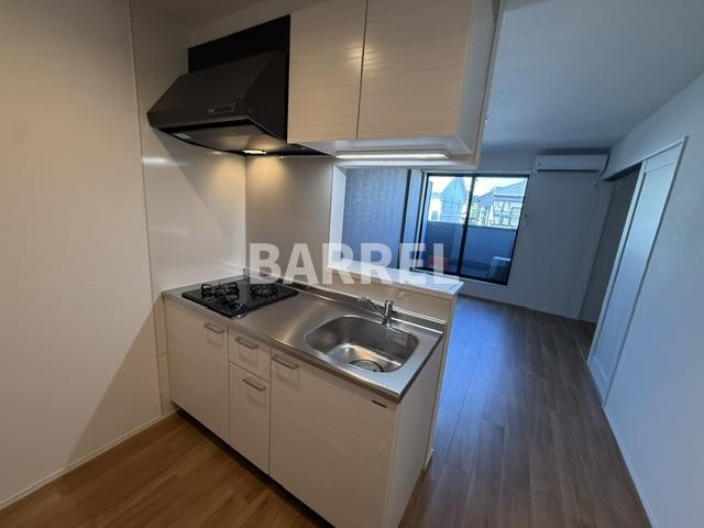 Louis Apartment豊中蛍池ウエストのキッチン