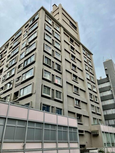 麻布十番中央マンションの外観