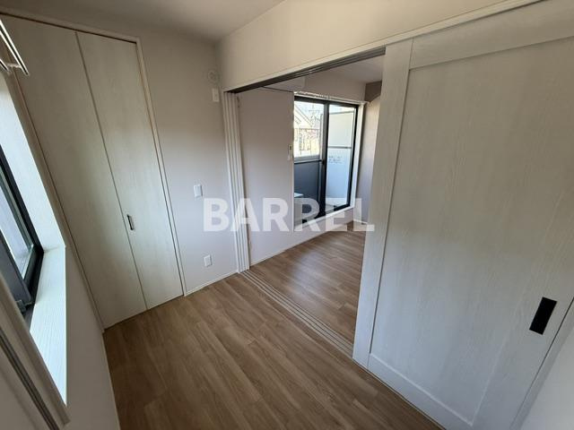 Louis Apartment豊中蛍池ウエストの寝室