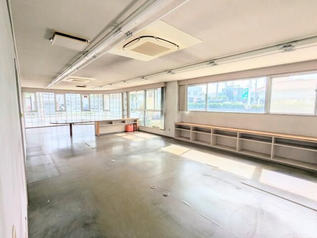 落合総合企画事務所の内装