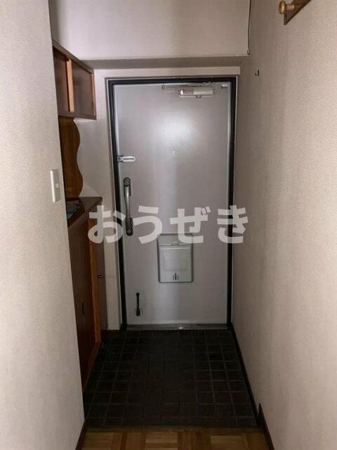セントラルグリーンハイツの玄関