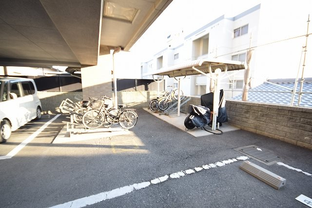 グランドパレスピエーリ安部山公園 の省エネ性能ラベル