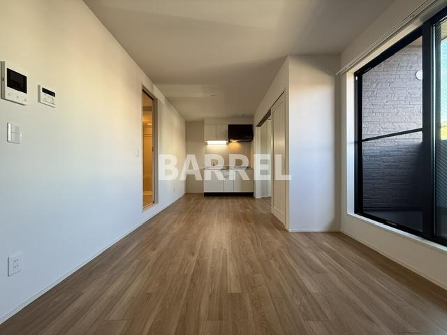 Louis Apartment豊中蛍池イーストの居間・リビング