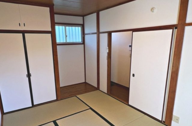 さいわいハイツの内装