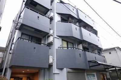 エテルノ経堂の外観