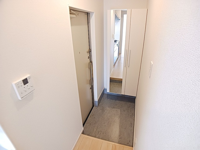 ヴェルレーヌの玄関|玄関