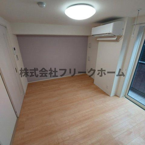 武蔵野市吉祥寺本町３丁目の賃貸マンションの居間・リビング