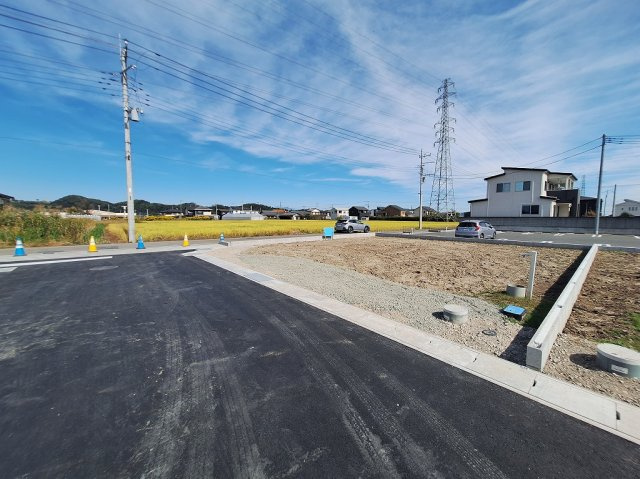 高崎市吉井町本郷1期全4区画の外観
