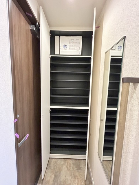 プランドール本八幡の玄関|★シューズBOX★