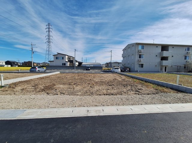 高崎市吉井町本郷1期全4区画の外観