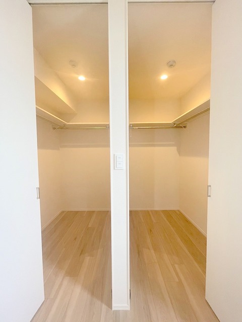Ｄｕｅ　Ｗｅｓｔ　Ａｚａｂｕ　Ｈｏｕｓｅの収納|★ダブルウォークインクローゼット