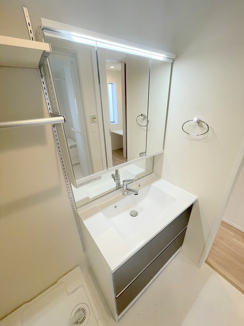 Ｄｕｅ　Ｗｅｓｔ　Ａｚａｂｕ　Ｈｏｕｓｅの洗面所|★シャンプードレッサー★