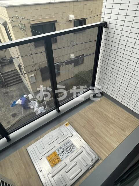 足立区西新井本町２丁目の賃貸マンションのバルコニー