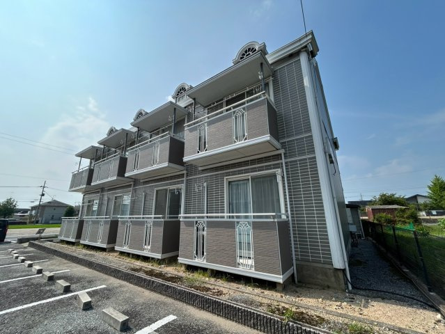 サンライフ・アイFの外観