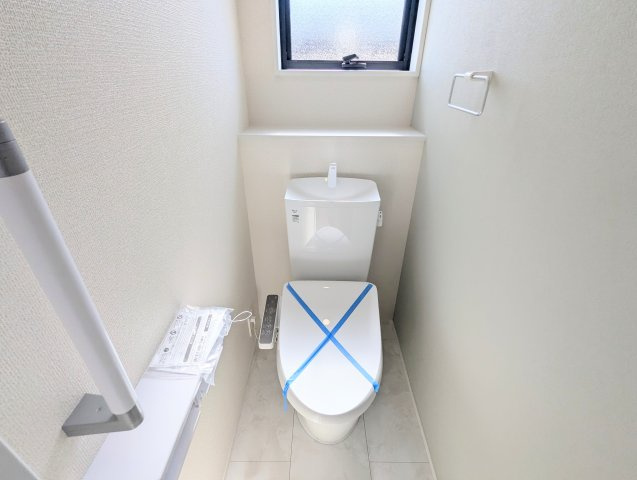 小牧市横内　全1棟のトイレ