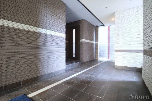 【ロビー】 | フェアリー | 落ち着いたロビーです
