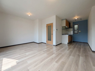 【居間・リビング】 | フラッツ諏訪森