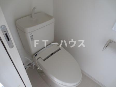 フェーニクスのトイレ