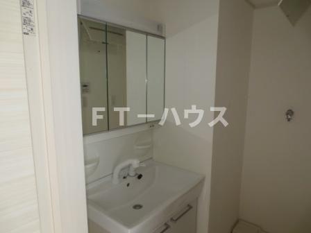 フェーニクスの洗面所