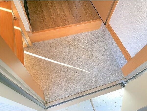 Habilationの玄関
