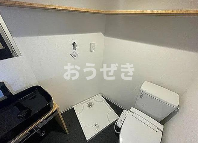 足立区西新井栄町３丁目の賃貸マンションのトイレ