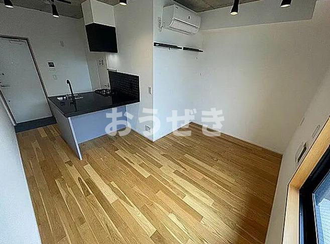 足立区西新井栄町３丁目の賃貸マンションの居間・リビング