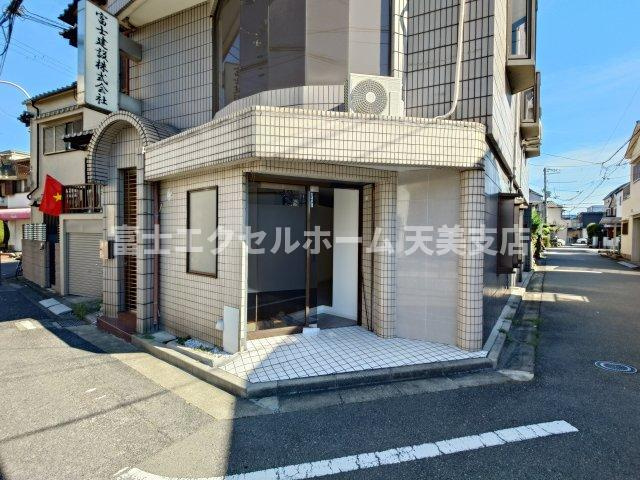 シャトー富士のエントランス
