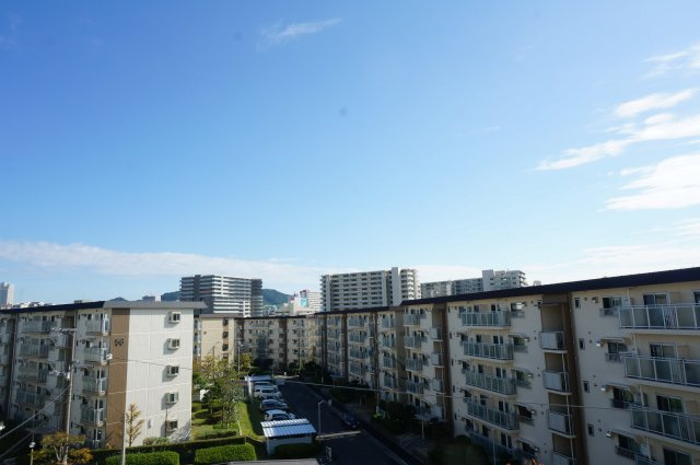 名谷14団地57号棟の展望|南側バルコニーからの眺望