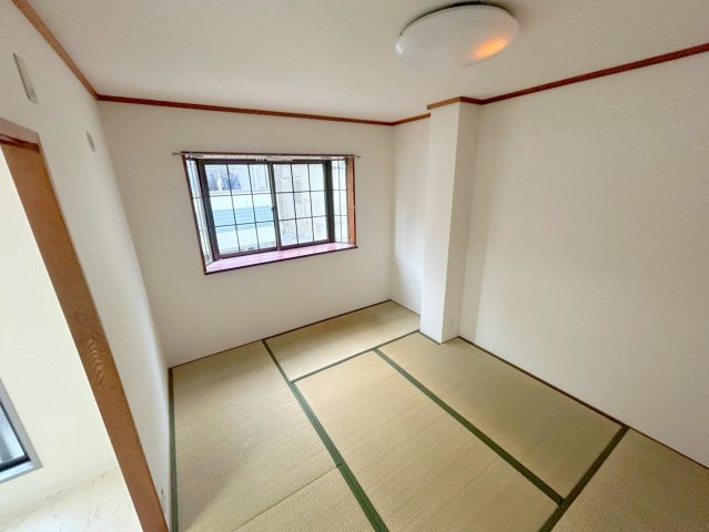 ハイマート豊新の和室