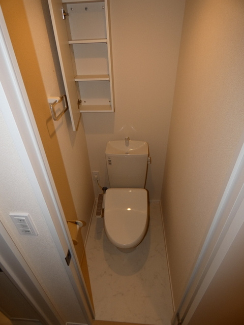 ベルン祐天寺のトイレ|★ウォシュレット付きのトイレです★