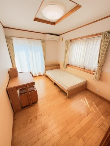 鶴ヶ島市新町4丁目中古戸建の洋室