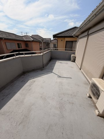 鶴ヶ島市新町4丁目中古戸建のバルコニー
