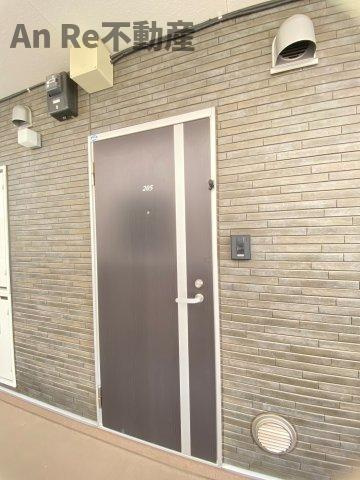 アネックス東川口の玄関