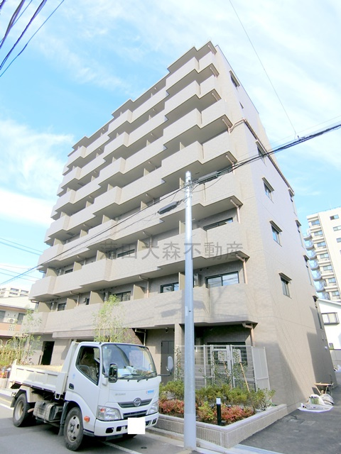 ルーブル本羽田の外観