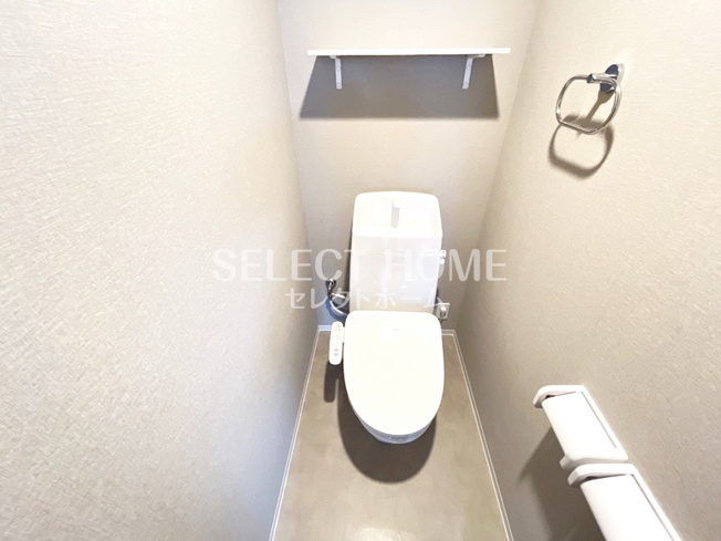 【トイレ】 | famiLie | シンプルで使いやすいトイレです