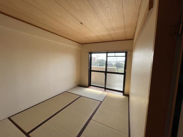 ブライトステージ南柏の和室|和室ならではの温かな和の空間で寛ぎの時間を過ごせます