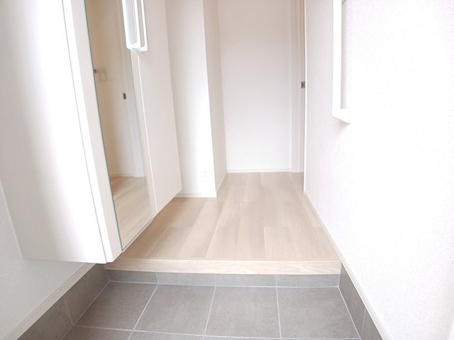 ラ　ヴィヴァーチェの玄関