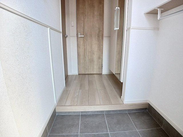 メゾン・ルリアンの玄関