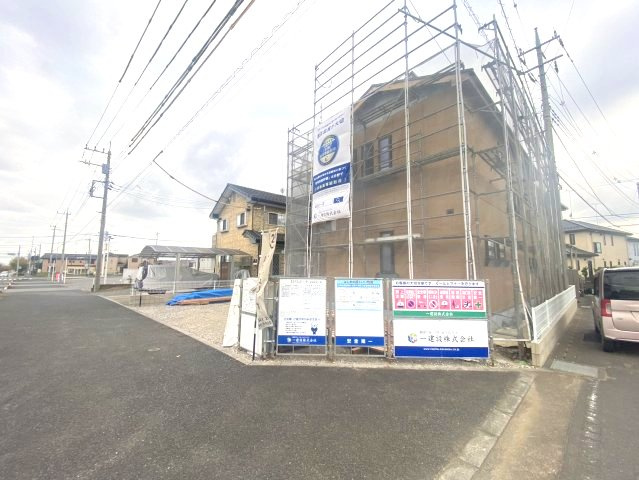 【LiveleGarden】真岡市亀山 第16 全1棟の前面道路含む現地写真|〇1号棟〇
スーパーやコンビニなど、毎日の生活に欠かせない利便施設を今から現地で確認されることをおススメします。
もちろん弊社営業がご案内する事も可能です！
※2026年10月撮影
