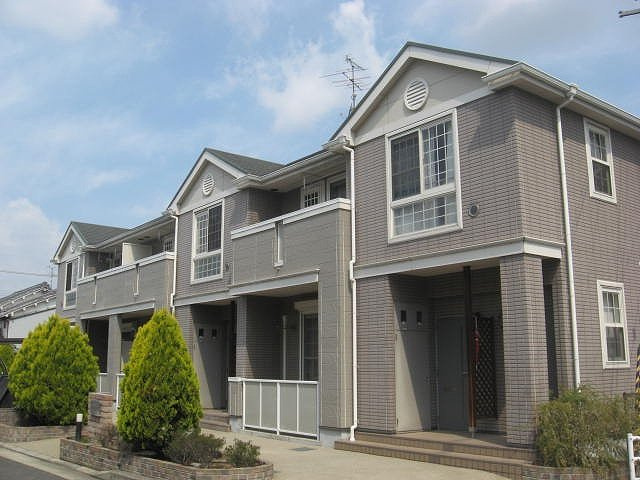橿原市曽我町のアパート