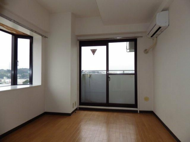 横浜市旭区鶴ケ峰本町２丁目の賃貸マンションの内装