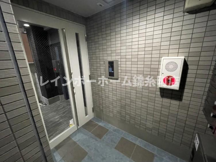 The Residence 船橋のエントランス