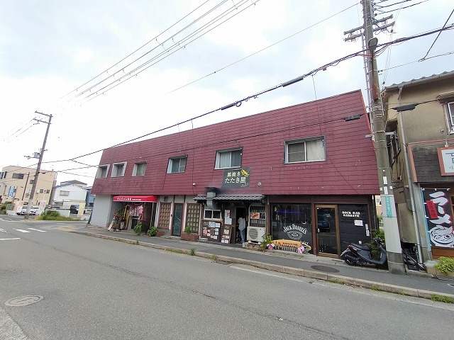 箕面市牧落３丁目の店舗事務所の外観
