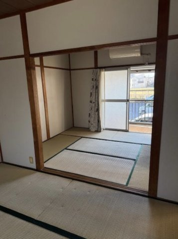 箕面市牧落３丁目の店舗事務所