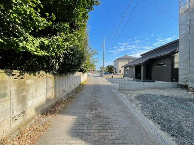 【Cradle Garden】　古河市宮前町　第１０　全2邸の前面道路含む現地写真|〇前面道路〇
北側約4m
2026年10月撮影