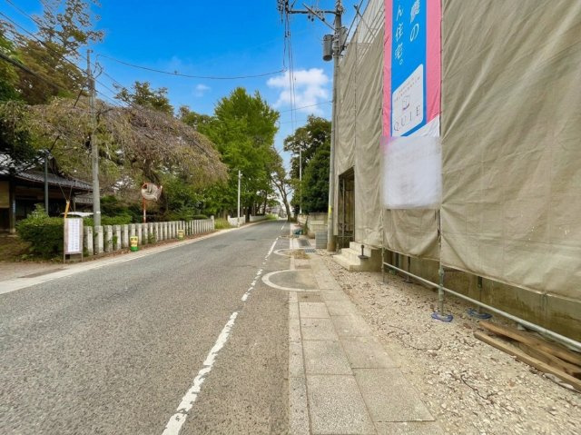 【Cradle Garden】　古河市宮前町　第１０　全2邸の前面道路含む現地写真|〇前面道路〇
西側約7.9m
2026年10月撮影