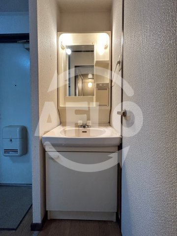 ツェルマット長居の独立洗面台|ツェルマット長居　独立洗面台