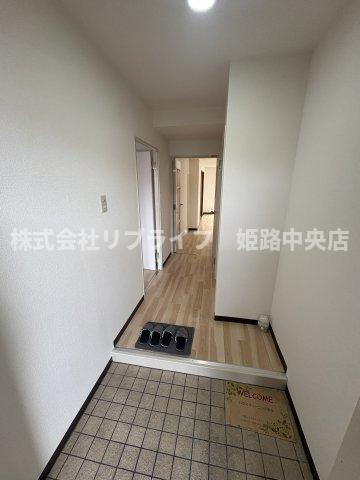 シティガーデン広畑の玄関