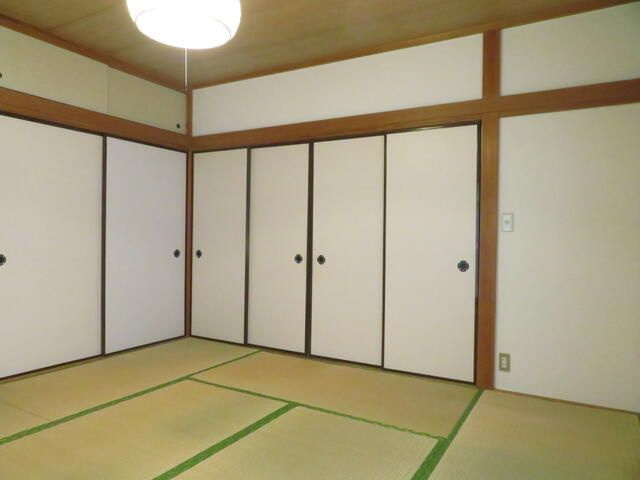 メゾン梗都の居間・リビング